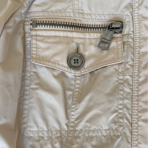 Burberry Brit women’s M rain/utility jacket. Lightweight Unlined. - Picture 5 of 12